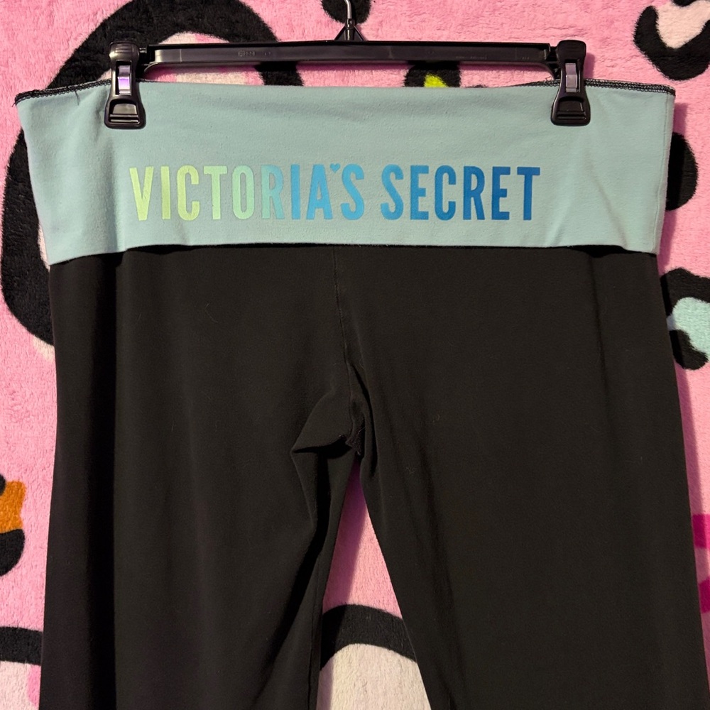 Victoria’s Secret fold over yoga pants - Picture 2 of 7